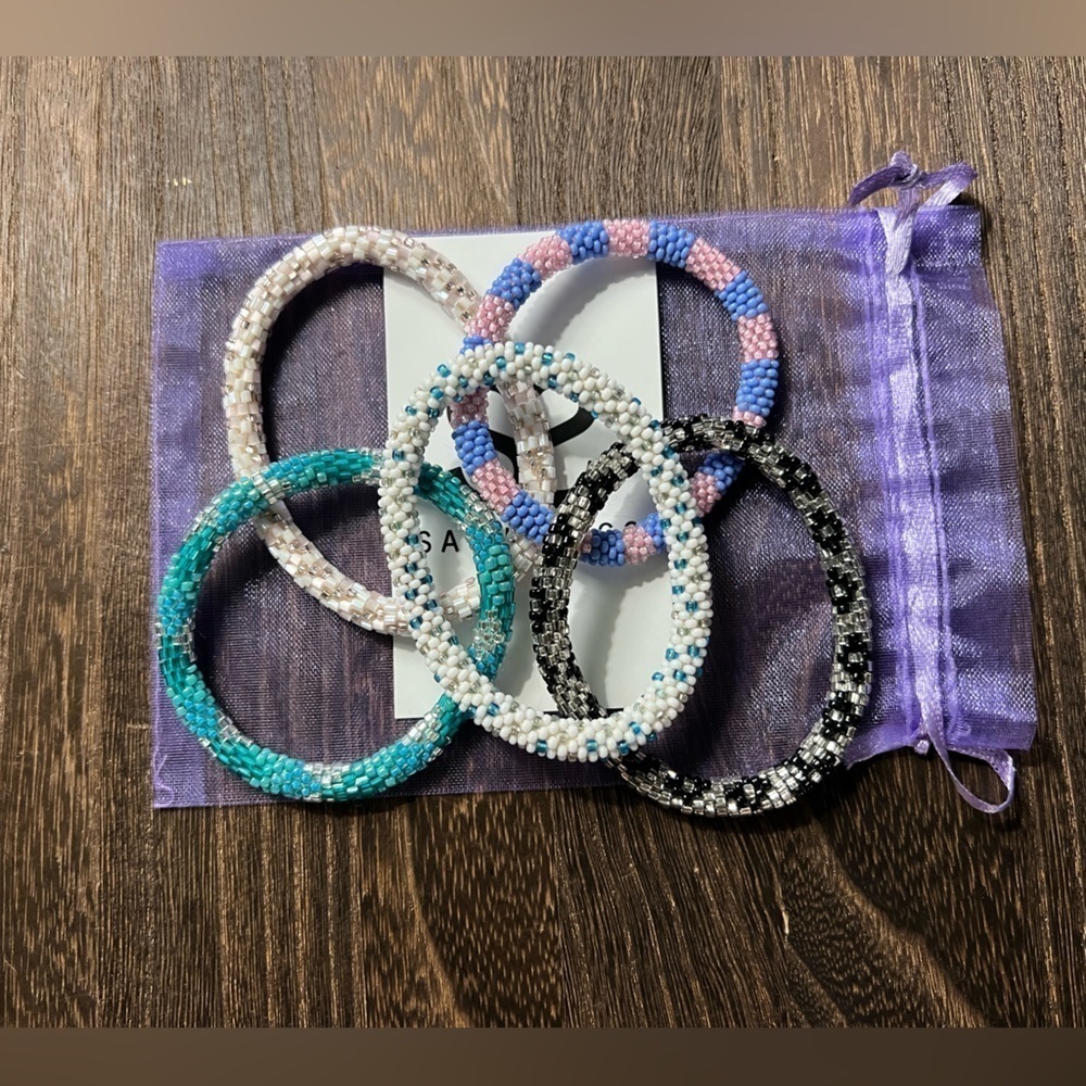 Sashka Co Beaded Bracelets Set of 5 B17